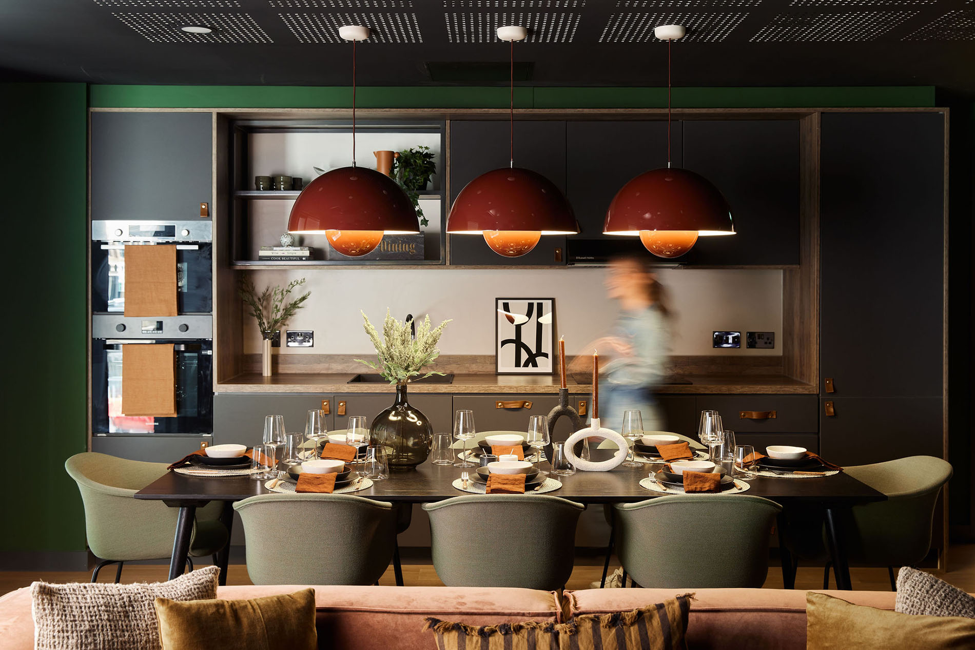 Large dining table set for 8 people Large dining table set for 8 people